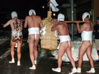 Webの駅ゆざわ--秋田県湯沢市地域情報動画配信サイト(観光情報)--湯沢の見どころ--湯沢駅周辺エリア--立切試合