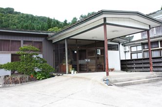 Webの駅ゆざわ--秋田県湯沢市地域情報動画配信サイト(観光情報)--湯沢で泊まる--小安峡温泉--旅館 清風苑