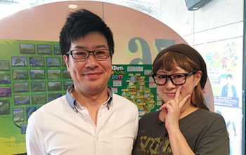 チェルシーの繭子さんと氏家弘幸さん